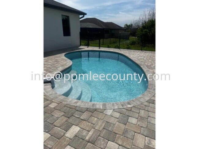 13382 Lansing Ave in Port Charlotte, FL - Building Photo - Building Photo