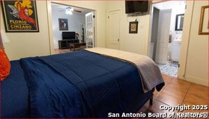 1403 W Mistletoe Ave in San Antonio, TX - Building Photo - Building Photo