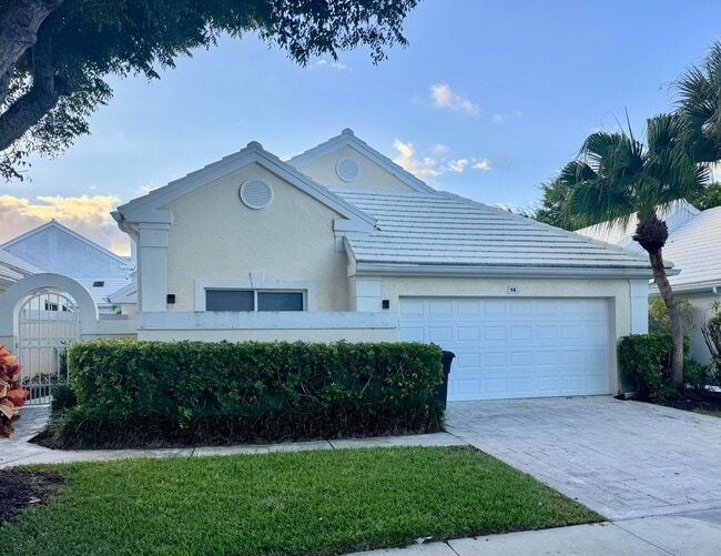 property at 18 Selby Ln