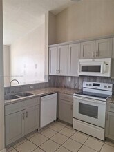2925 SE 16th Ave in Homestead, FL - Building Photo - Building Photo