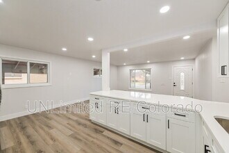 1350 Troy St in Aurora, CO - Building Photo - Building Photo