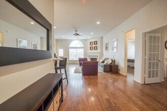 3 N Queenscliff Cir in Spring, TX - Building Photo - Building Photo