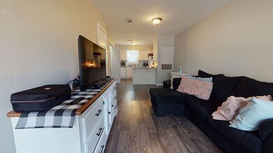 900 Autumn Cir in College Station, TX - Building Photo - Building Photo