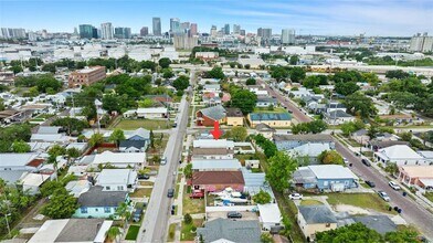 2404 Corrine St in Tampa, FL - Building Photo - Building Photo