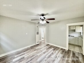 323 Hermosa Ave in Long Beach, CA - Building Photo - Building Photo