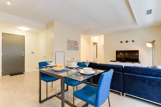 20 Duncan St in Toronto, ON - Building Photo - Building Photo