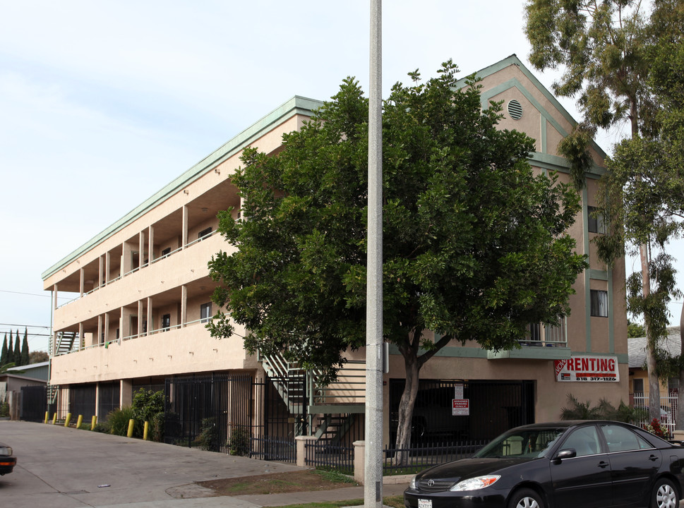 1025 Cherry Ave in Long Beach, CA - Foto de edificio