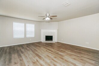 3818 Ashleaf Pecan in San Antonio, TX - Building Photo - Building Photo