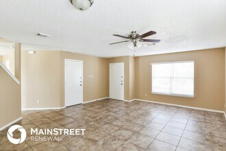 9438 Bending Crest in San Antonio, TX - Building Photo - Building Photo