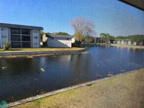 7925 S Colony Cir in Tamarac, FL - Building Photo - Building Photo