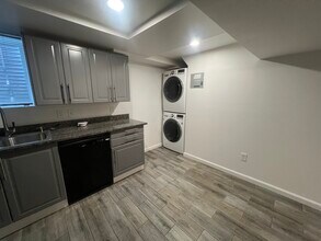 4640 S Lowell Blvd, Unit B in Englewood, CO - Building Photo - Building Photo