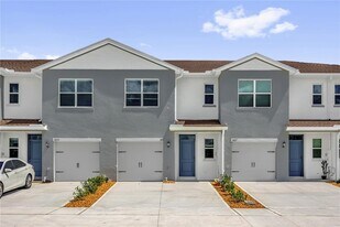 1831 Rock Elm Rd in Davenport, FL - Building Photo