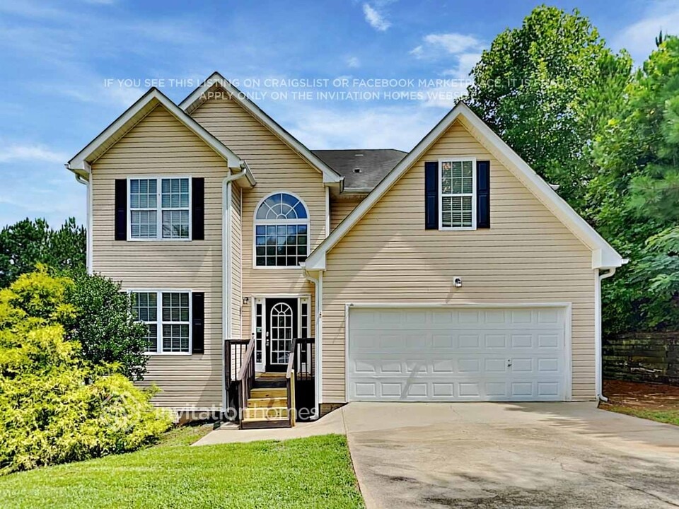 118 Legend Creek Dr in Canton, GA - Building Photo