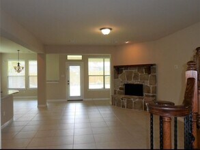 11 Vershire Cir in Magnolia, TX - Building Photo - Building Photo