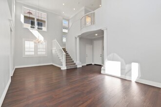 7246 Rockridge Dr in Huntington Beach, CA - Building Photo - Building Photo