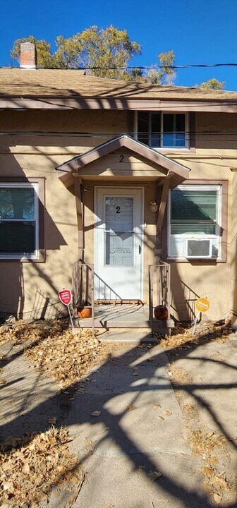2720 Cheyenne Ave in Pueblo, CO - Foto de edificio