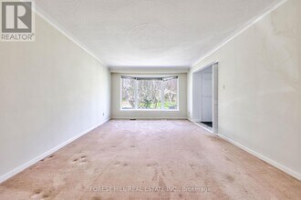 63 Hopperton Dr in Toronto, ON - Building Photo - Building Photo