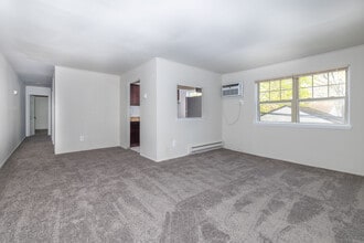 Salem Crossing Apartments in Bensalem, PA - Foto de edificio - Interior Photo