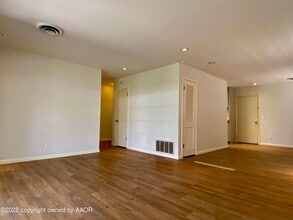 4109 Tucson Dr in Amarillo, TX - Foto de edificio - Building Photo