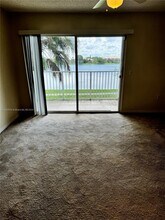 5055 Wiles Rd in Coconut Creek, FL - Building Photo - Building Photo