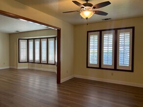 4437 Rutgers Way in Sacramento, CA - Building Photo - Building Photo