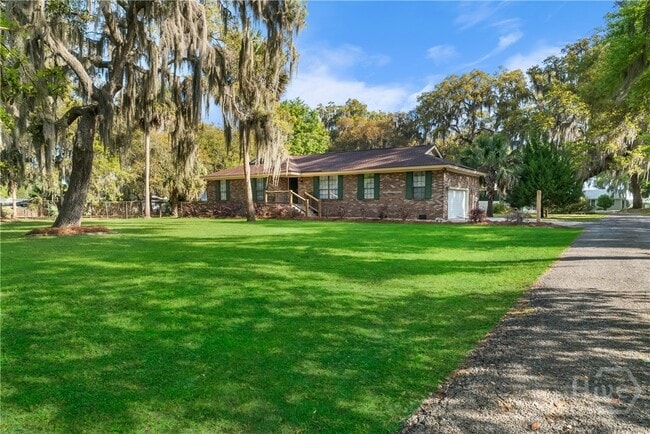 property at 444 Moon River Ct