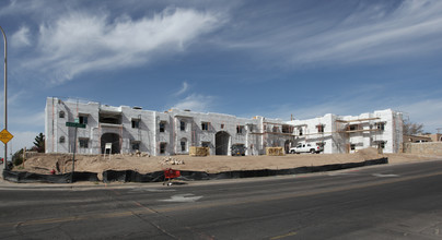 Majestic Ridge Apartments in Las Cruces, NM - Building Photo - Building Photo