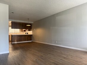 1714 Conestoga Dr in Merced, CA - Building Photo - Building Photo