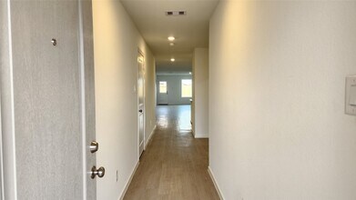 16231 Domestic Dove Wy in Hockley, TX - Building Photo - Building Photo