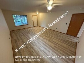 6715 Kirsop Village Dr SW in Olympia, WA - Building Photo - Building Photo