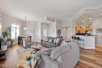 11640 N Tatum Blvd in Phoenix, AZ - Building Photo - Building Photo