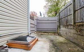 5900 Halsey Rd in Rockville, MD - Building Photo - Building Photo