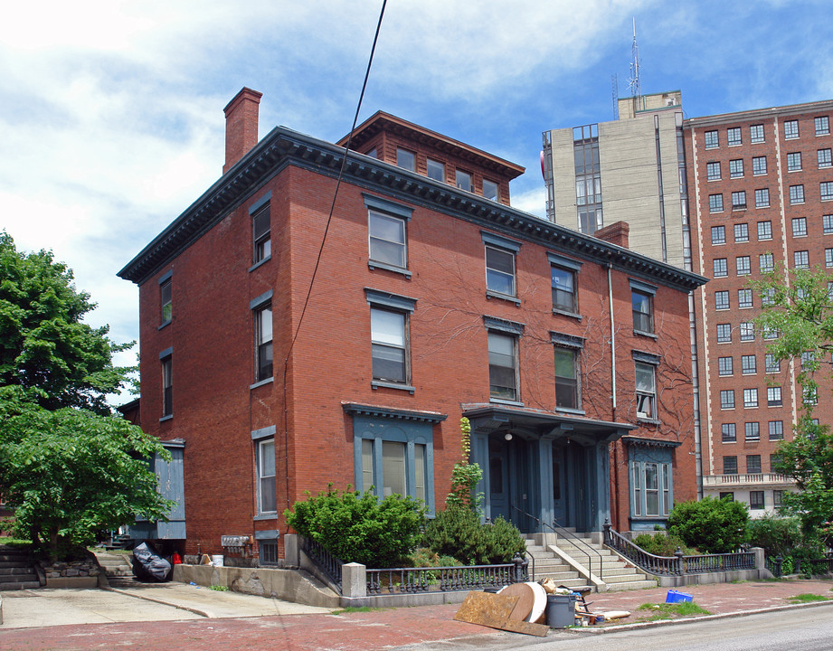 1-3 Deering St in Portland, ME - Building Photo