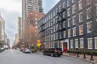 527-541 E 72nd St in New York, NY - Foto de edificio - Building Photo