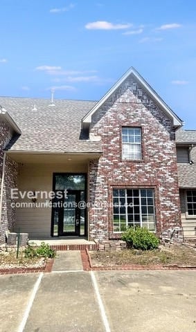 property at 10116 S Fulton Ave