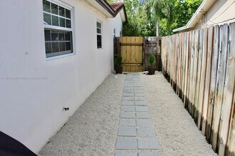 1320 Arthur St in Hollywood, FL - Building Photo - Building Photo