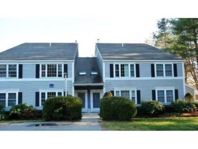 116 Springbrook Cir in Portsmouth, NH - Building Photo