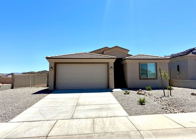 3572 Charleston Loop in Kingman, AZ - Building Photo - Building Photo