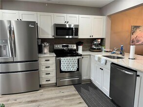 605 Augusta Blvd, Unit 14 in Naples, FL - Building Photo - Building Photo