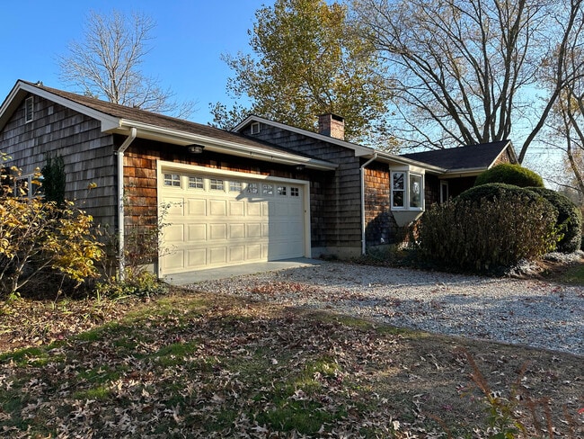 property at 20 Prentice Williams Rd