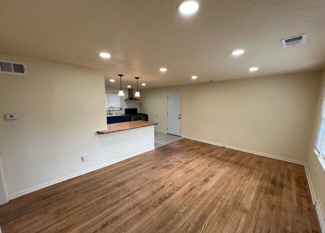 9005 E 67 Terrace in Raytown, MO - Building Photo - Building Photo