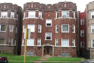 8144-8146 S Vernon Ave Apartments