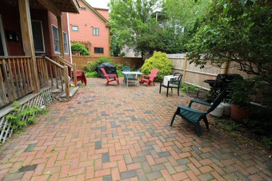 10 Jay St in Cambridge, MA - Building Photo