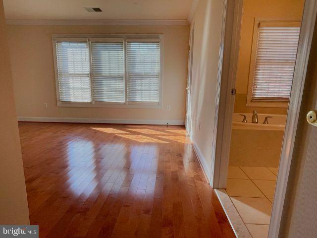 12021 Montrose Park Pl in Rockville, MD - Building Photo - Building Photo