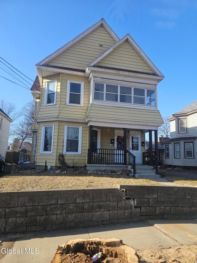 property at 1008 Helderberg Ave