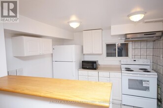 30 Doerr Rd in Toronto, ON - Building Photo - Building Photo