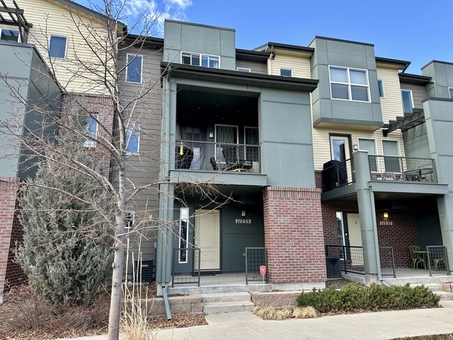 11235 Colony Row in Broomfield, CO - Building Photo - Building Photo