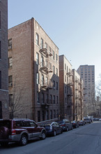 2 Ellwood St in New York, NY - Foto de edificio - Building Photo