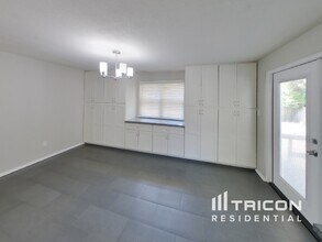 160 Christina Dr in Sumner, WA - Building Photo - Building Photo