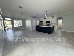 1839 Sunrise Dunes Ct in Tarpon Springs, FL - Building Photo - Building Photo